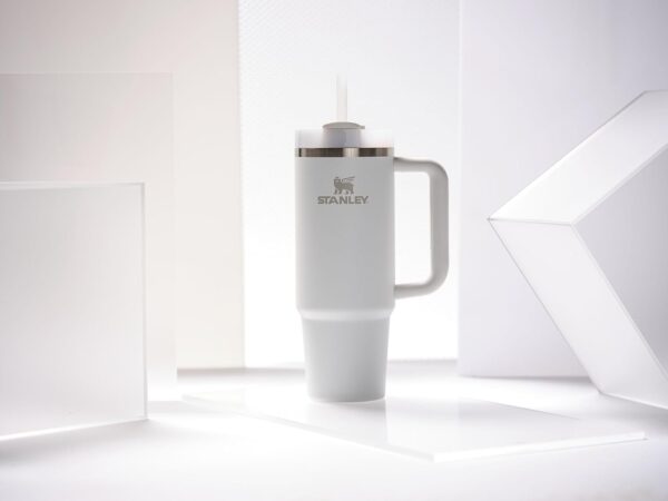 Stanley Quencher H2.0 FlowState Stainless Steel Vacuum Insulated Tumbler with Lid and Straw for Water, Iced Tea or Coffee - Image 6