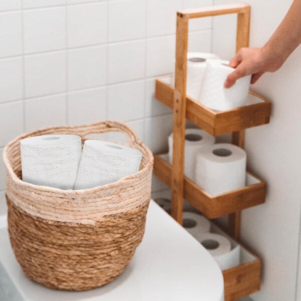 Amazon Basics 2-Ply Toilet Paper 6 Rolls = 24 Regular Rolls, 350 Sheets, (1 Pack of 6), Unscented - Image 5